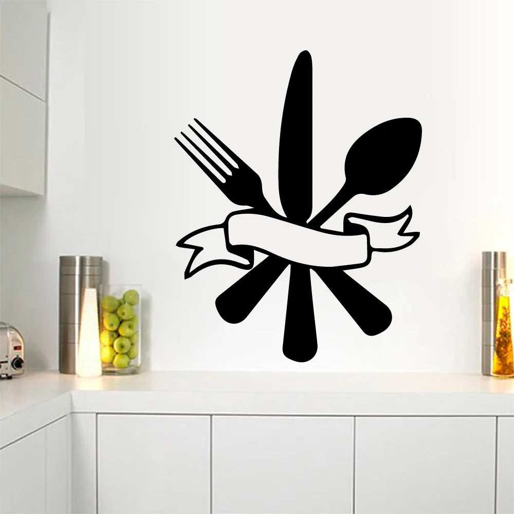 Application facile du sticker mural sur une surface lisse