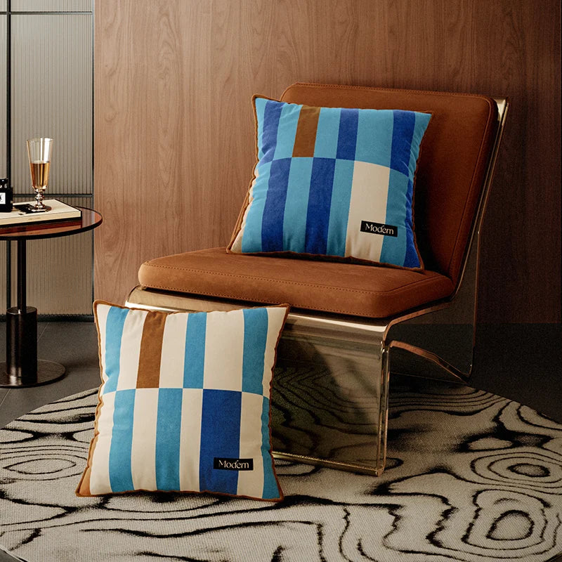 taies d'oreillers carrées modernes carreaux géométriques bleu beige marron velours 45x45cm 55x55cm lit canapé