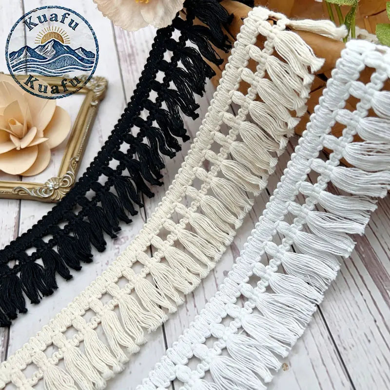 ruban macramé franges longues coton boho blanc noir décor intérieur artisanal DIY craft