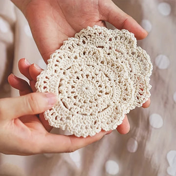 sous verres crochetés motifs floraux blanc crème rose bleu vert rustiques fait main 10.5cm