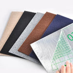 tapis auto adhésif carré 30x30cm sol intérieur moderne texture tissée collage facile maison