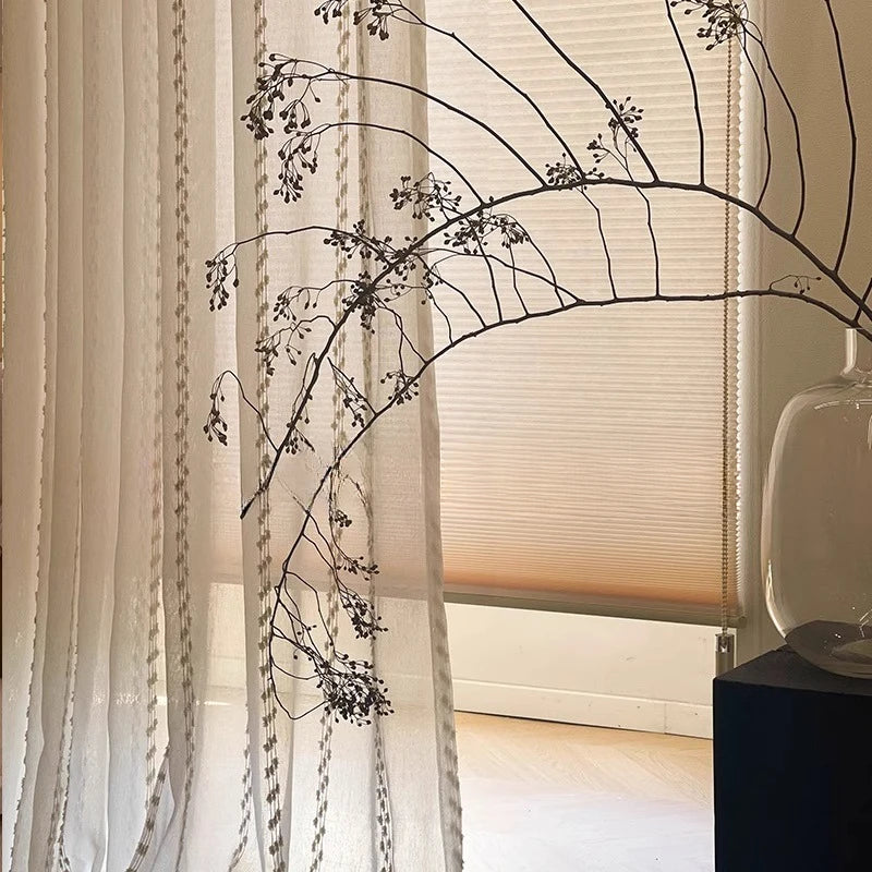 rideau blanc moderne transparent rayures noires salon chambre fenêtre maison intérieur décoratif