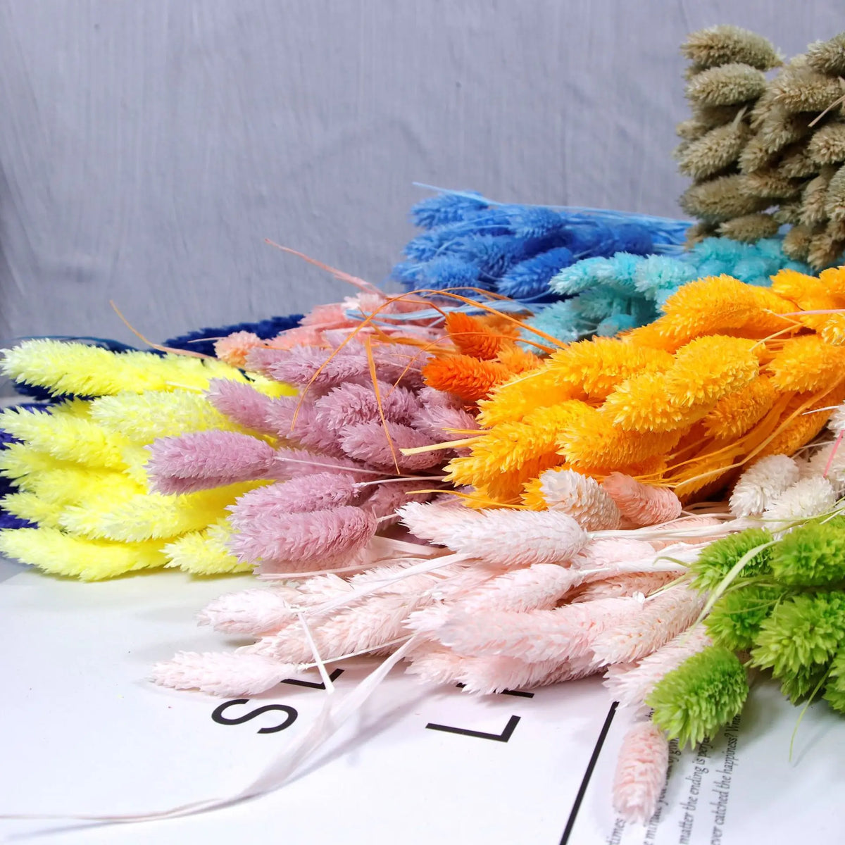 plumes artificielles pelucheuses couleurs vives décoration maison anniversaire baby shower festive table arrangementintérieur
