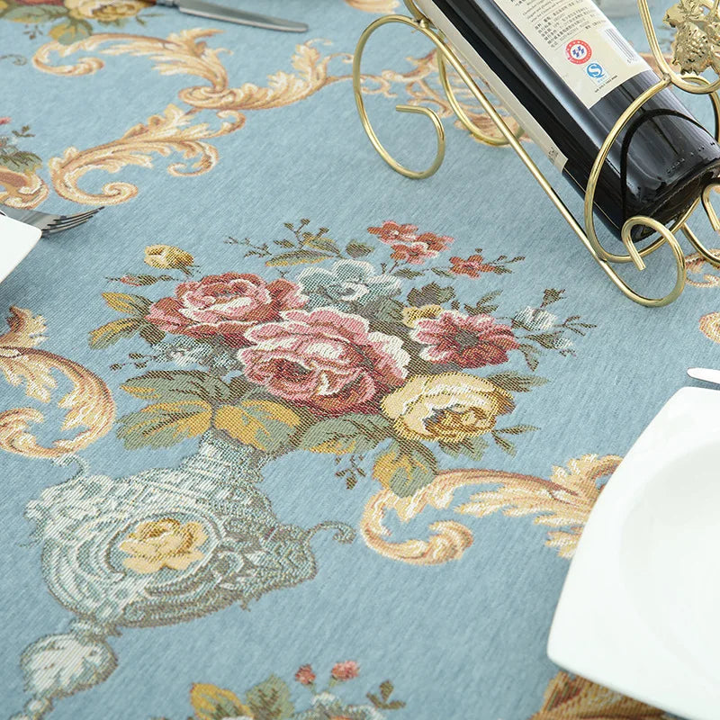 nappe table rectangulaire jacquard motif floral pompons élégante salon cuisine