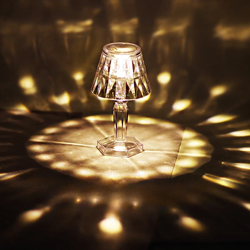 lampe table moderne transparente rayures texturées base plate led changeante nocturne chambre festive