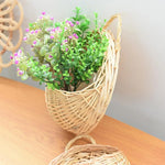 paniers suspendus tressés wicker fleurs artificielles bohème rustique décoration murale cache pots