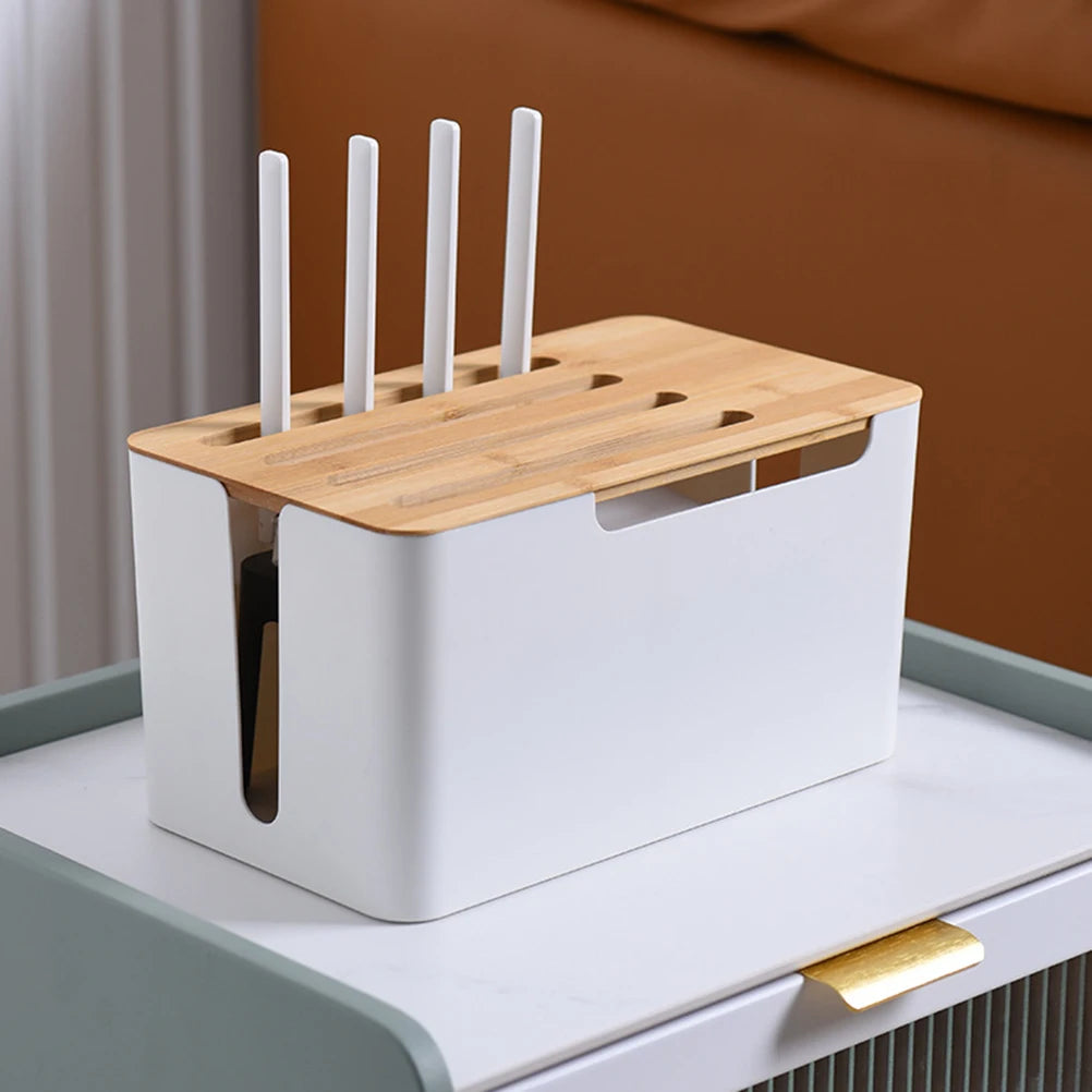 boîte rangement moderne blanc bois routeur télécommandes câbles organisation protection minimaliste