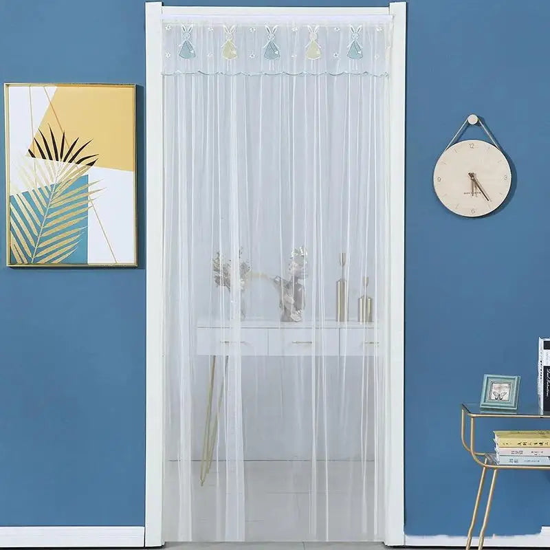 rideau porte transparent motif animaux brodés couleur bleu violet blanc enfantin