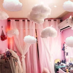nuages artificiels suspendus décoration événementielle féerique blanc rose bleu