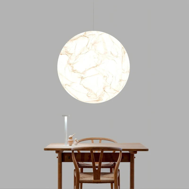 suspension lumineuse moderne marbrée blanc beige câble suspendu salon chambre restaurant