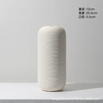 vases céramique blancs rayures horizontales modernes fleurs artificielles