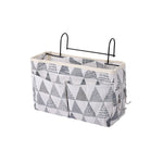 sac rangement suspendu bébés gris clair moderne fonctionnel compartiments crochets métalliques