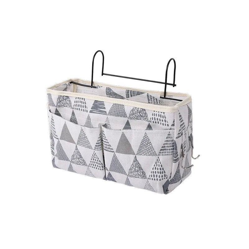sac rangement suspendu bébés gris clair moderne fonctionnel compartiments crochets métalliques