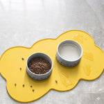 tapis animaux compagnie imperméable deux gamelles intégrées moderne ludique rose jaune gris
