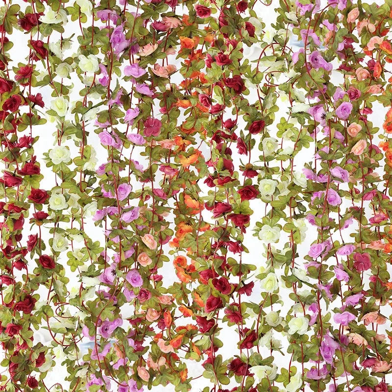 Guirlande de fleurs artificielles dans différentes couleurs disponibles chez Ombre Interieur