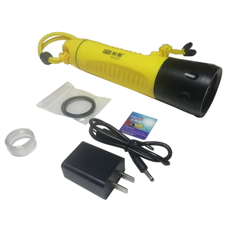 torche poche rechargeable jaune noire led antidérapante plongée sport sécurité