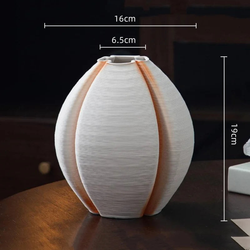 vase moderne blanc marron rouge orange rayures horizontales opacité maison fleurs table
