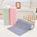 serviettes cuisine réutilisables microfibre rose bleu vert gris modernes tringle bois