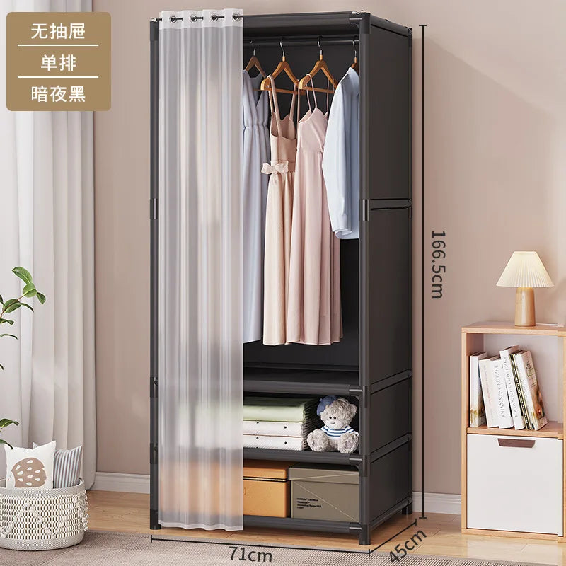 armoire vêtements moderne blanche rangées tiroirs compartiments rideau paires vêtements suspendus panier ours tasse