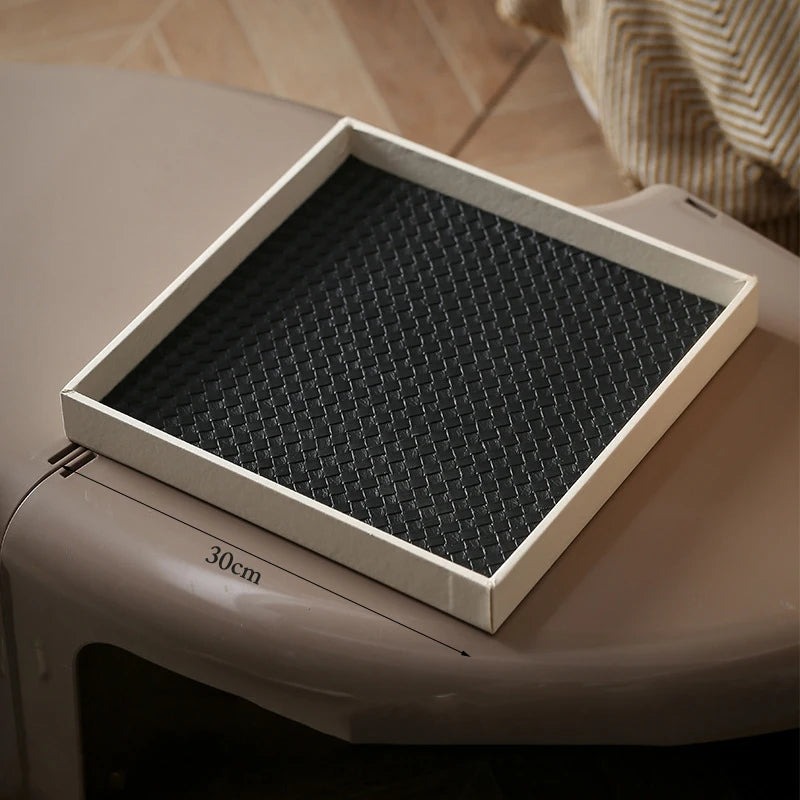 plateau rangement carré cuir noir blanc moderne tissé décoration maison articles divers