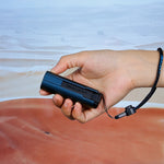 lampe torche bleu moderne résistante choc lumiere intense charge magnétique auto défense camping