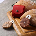 paniers pain rustique rayures horizontales beige clair fermentation pâte levée rotin naturel cuisson artisanale