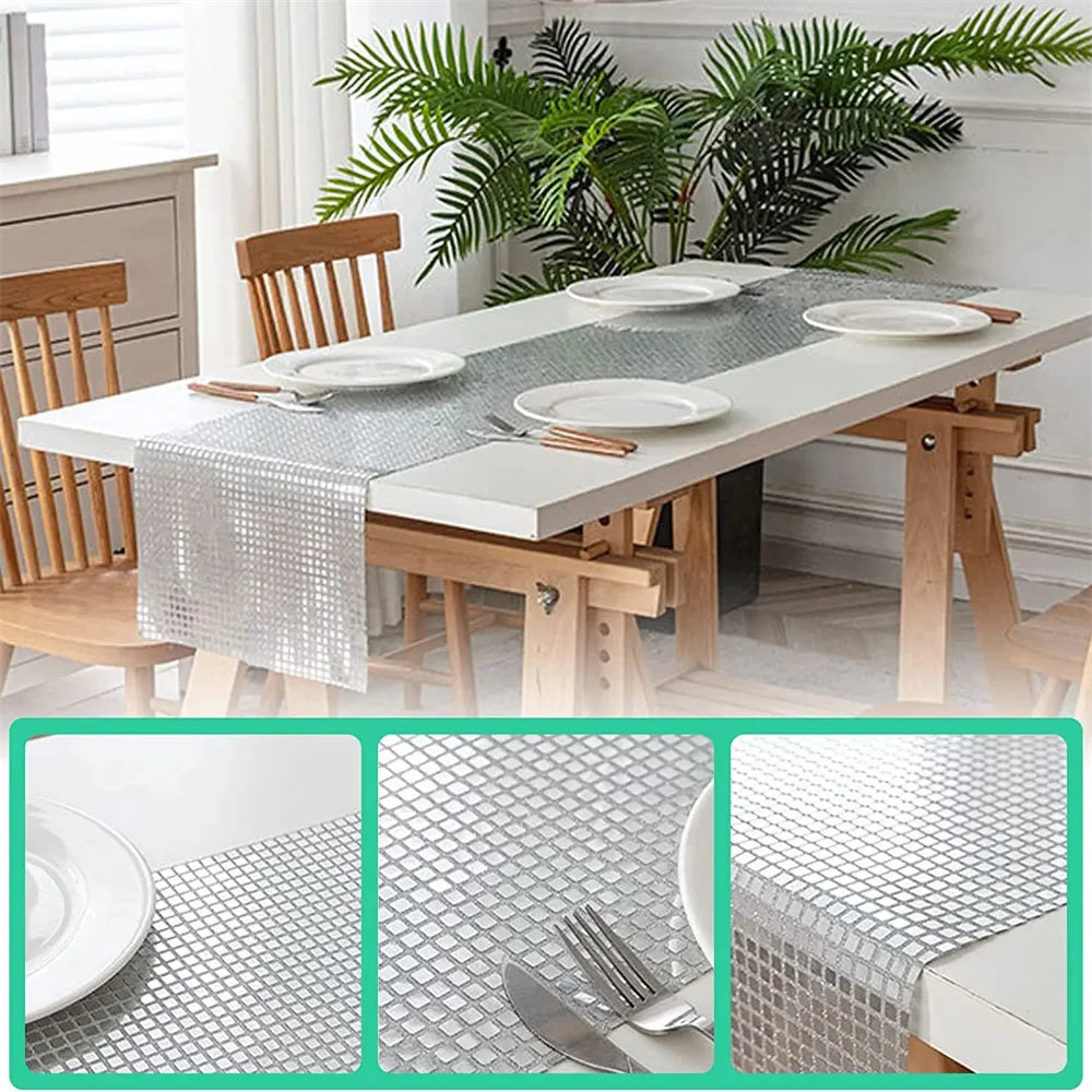 nappe deco festive paillette metallique transparente 120x33cm argentees motifs carres