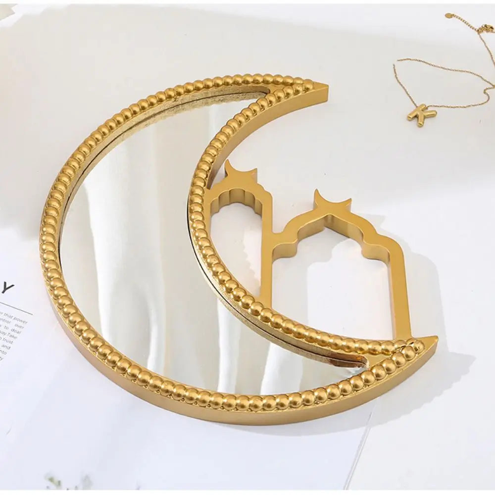 plateau decoratif forme lune couleur or dattes encens verre lanterne oriental miroirs croissant architecture