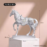 statuette cheval doré ornée strass classique deco intérieur argenté noir résine