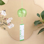 cloche vent transparente traditionnelle japonaise rose vert jaune bleu clair motifs floraux