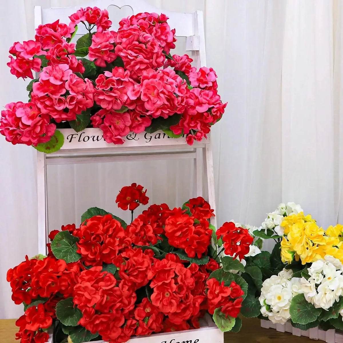 décoration intérieure bouquets fleurs artificielles rose rouge blanc modernes maison mariage anniversaire
