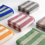 serviettes bain coton carreaux violet orange vert gris rapide moderne