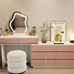 meuble coiffeuse bois blanc moderne tiroirs miroir tabouret lampe maquillage chambre