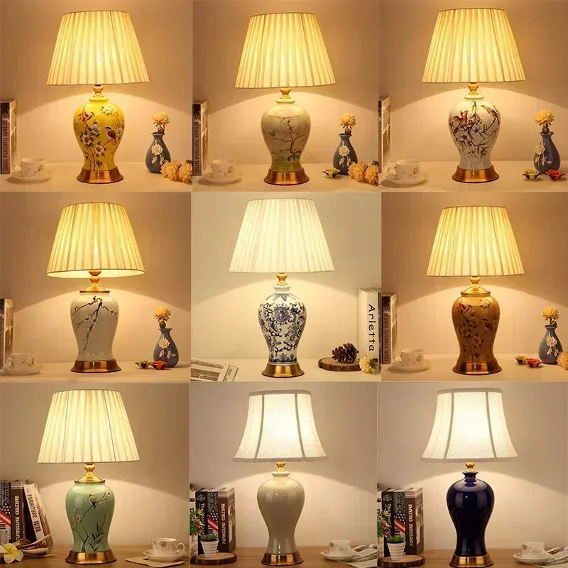 lampe table céramique motifs floraux abat jour plissé base dorée classique blanc bleu vert