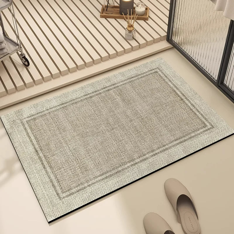 Un tapis gris élégant avec un motif rayé décore le sol d'une pièce moderne et épurée.