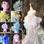 tissu voile semi transparent rose pâle vert iridescent moderne élégant rayures fines dentelle polyester
