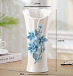 vase porcelaine céramique fleurs relief blanc classique moderne décoration table