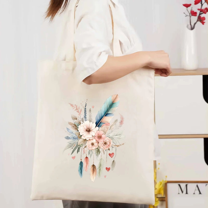 sac main toile imprimé floral plumes coeurs boho chic poignées réutilisable environnement beige clair