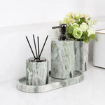ensemble décoration salle bain marbre vert blanc moderne distributeur savon boîte mouchoirs flacon parfum
