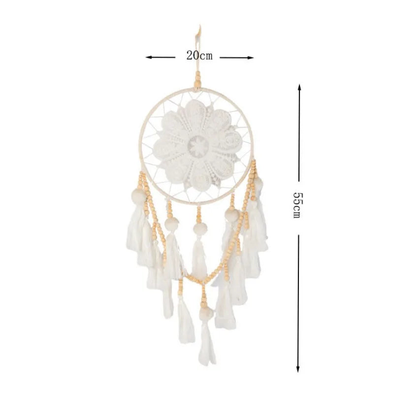 attrape rêves boho chic blanc beige dentelle pompons cordon textile tissu décoration chambre