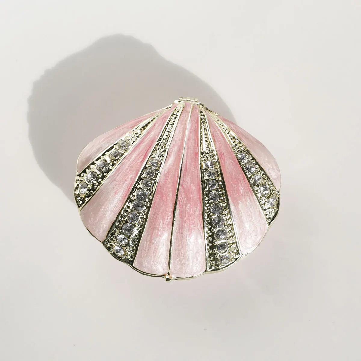 coquillage décoratif boîte rangement velours strass rayures horizontales boucles oreilles moderne respectueux environnement