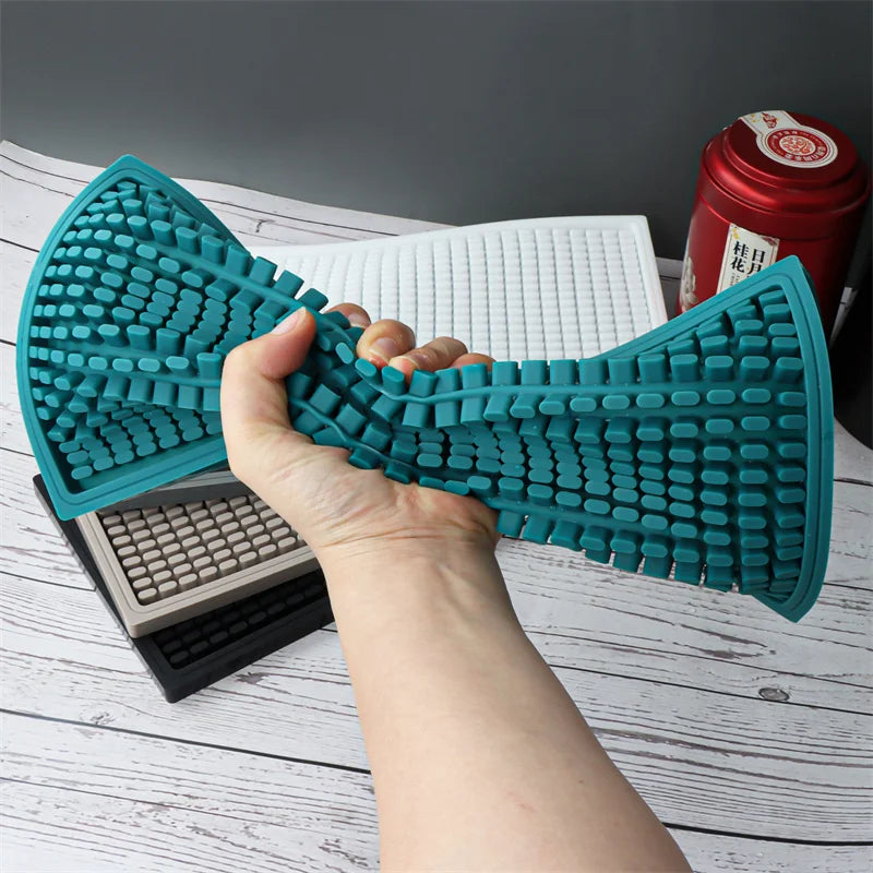 tapis bar moderne silicone bleu gris noir blanc texture points 15.5cm 31cm résistant déversement