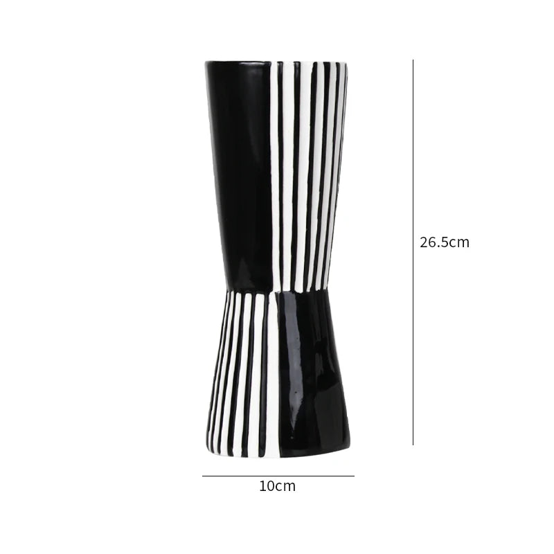 vase céramique noir blanc moderne rayures checkerboard décoration table arrangement fleurs