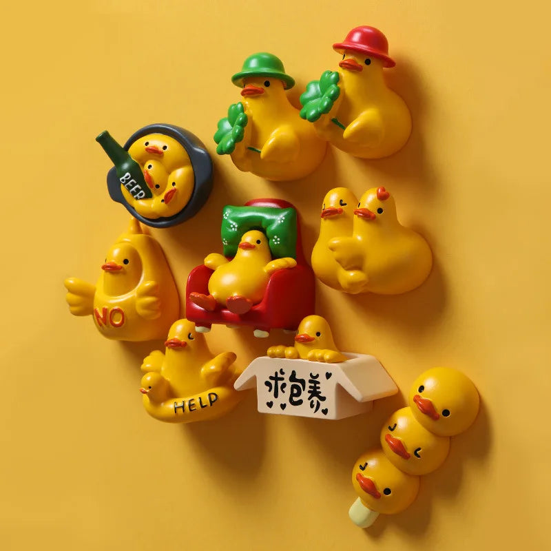 jouet canard jaune expressions différentes adhésif décoratif cartoon assis bouteille trèfle lettres