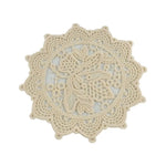 serviettes table brodées fleurées vintage romantique beige blanc marron clair tasse soucoupe cuillère