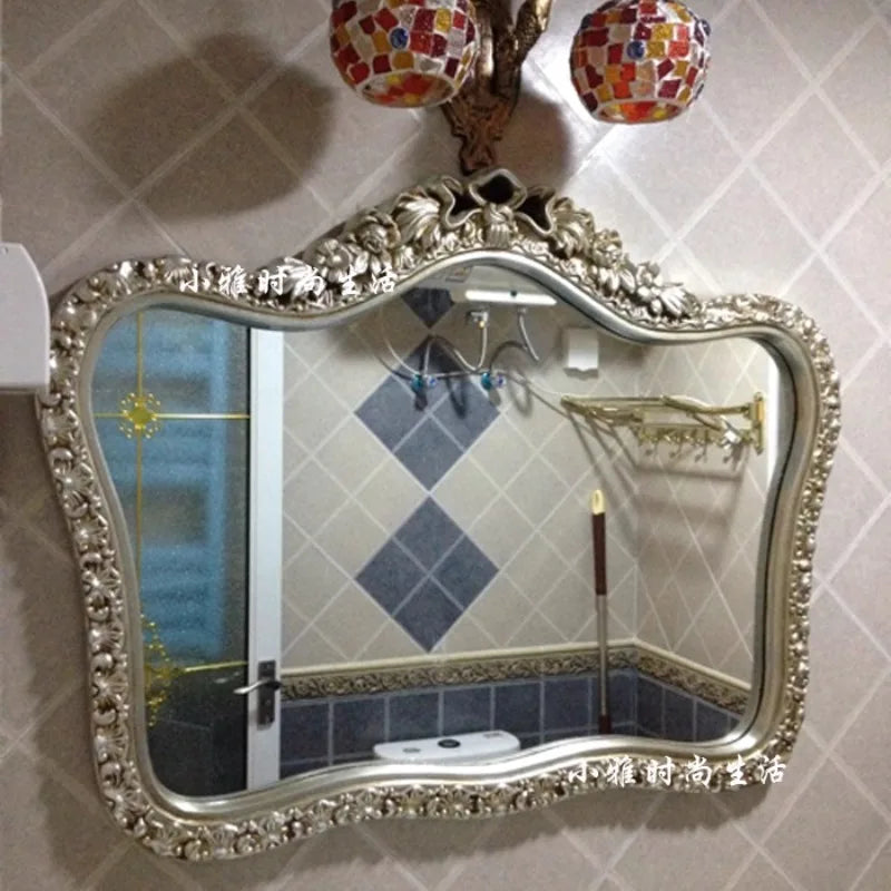 miroir baroque or argent blanc ornements floraux fixation murale décoration maison chambre salon