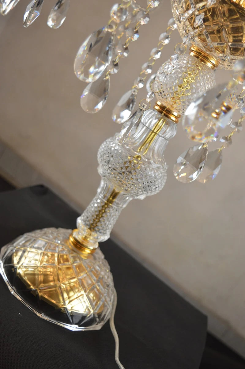 lampe table cristal transparent doré élégante baroque luxueuse chambre coucher led interrupteur bouton