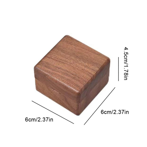 boîte rangement bijoux bois carré marron foncé grain naturel opaque classique dorés deux alliances