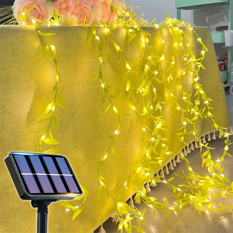 guirlande lumineuse solaire feuilles vertes lumières blanches clips moderne décoration jardin balcon mariage