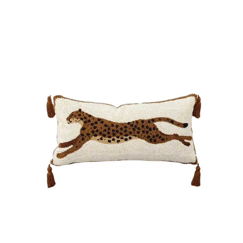 housse coussin lombaire léopard peluche pompons vintage décoration maison lit voiture